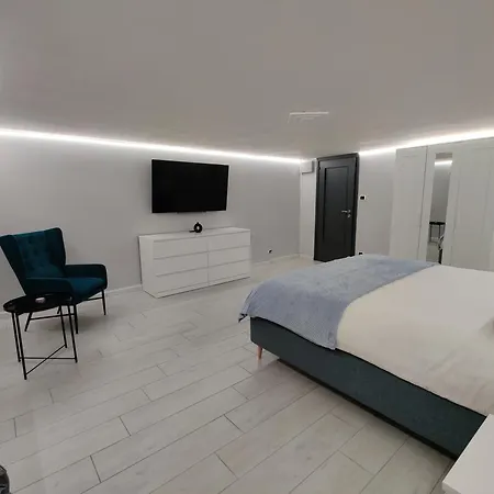 Delph's House Apartmán *